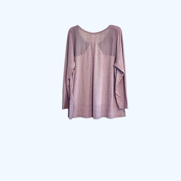 Livi Active by Lane Bryant Long Sleeve Top Size 22/24 Preowned - Picture 3 of 7